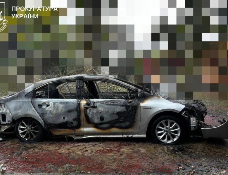 Росіяни атакували авто в Херсоні, поранено дітей