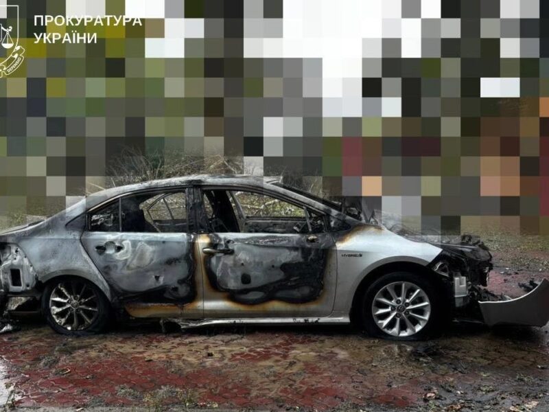 Росіяни атакували авто в Херсоні, поранено дітей