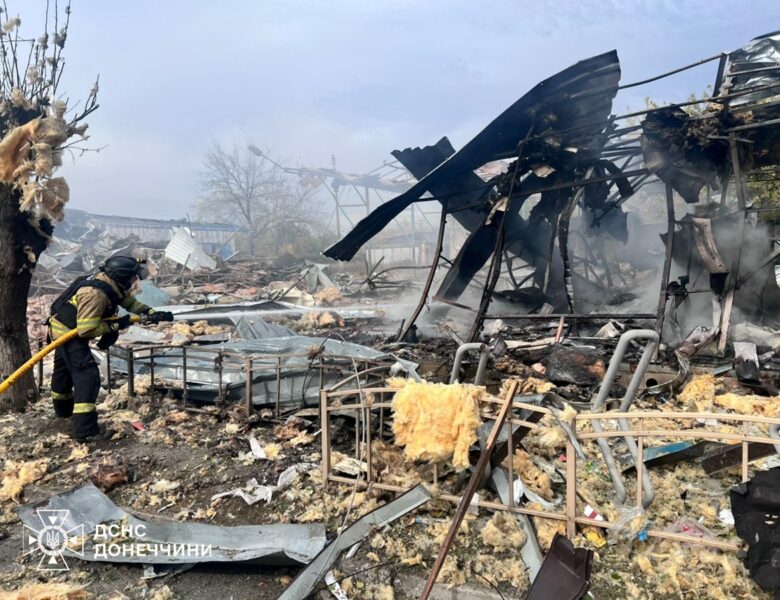 Російські дрони вбили жінку та пошкодили церкву у Костянтинівці