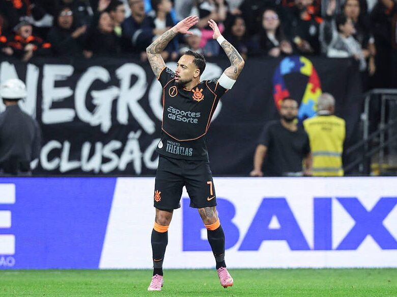 Шахтар встановив трансферну вартість Майкона для бразильців