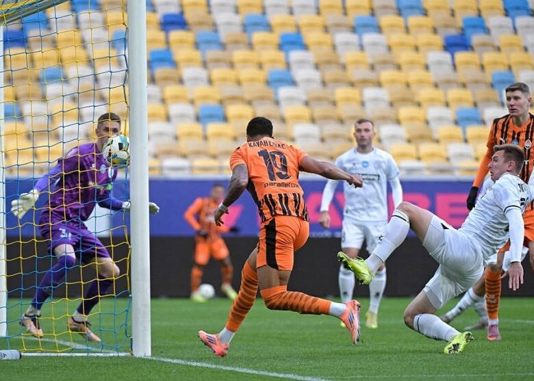 Шахтар забиває чотири сухі м’ячі Кудрівці