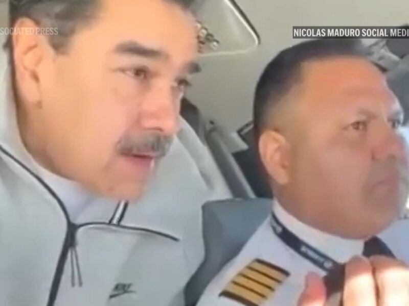 США намагалися підкупити пілота Мадуро – ЗМІ