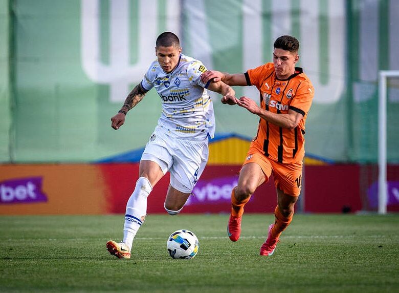 Судаков відповів Попову на “образливий” коментар на адресу суперника