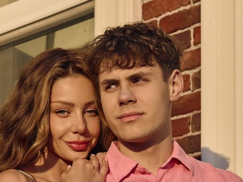 Тіна Кароль розповіла, чому відправила сина за кордон