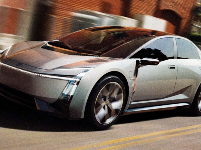 Toyota показала нову Corolla