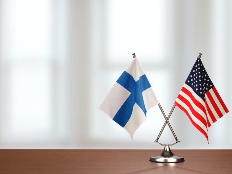 Трамп і Стубб узгодять будівництво криголамів для США