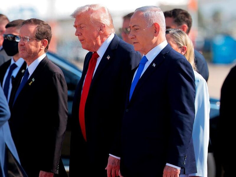 Трамп прилетів в Ізраїль на тлі звільнення заручників з полону ХАМАС