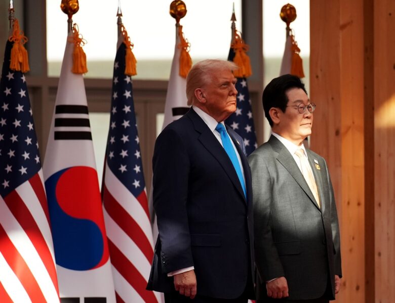 Трамп заявив, що дозволив Сеулу будувати атомну субмарину