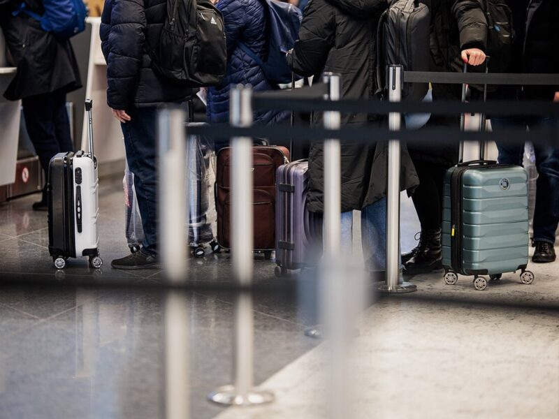 Третій вечір поспіль: аеропорт Вільнюса припинив роботу