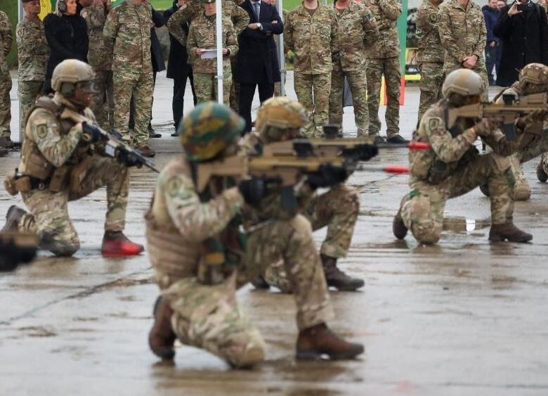 У Бельгії над військовим об’єктом кружляли невідомі дрони