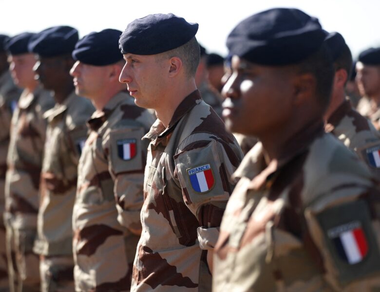 У Франції заявили про готовність розгорнути війська в Україні