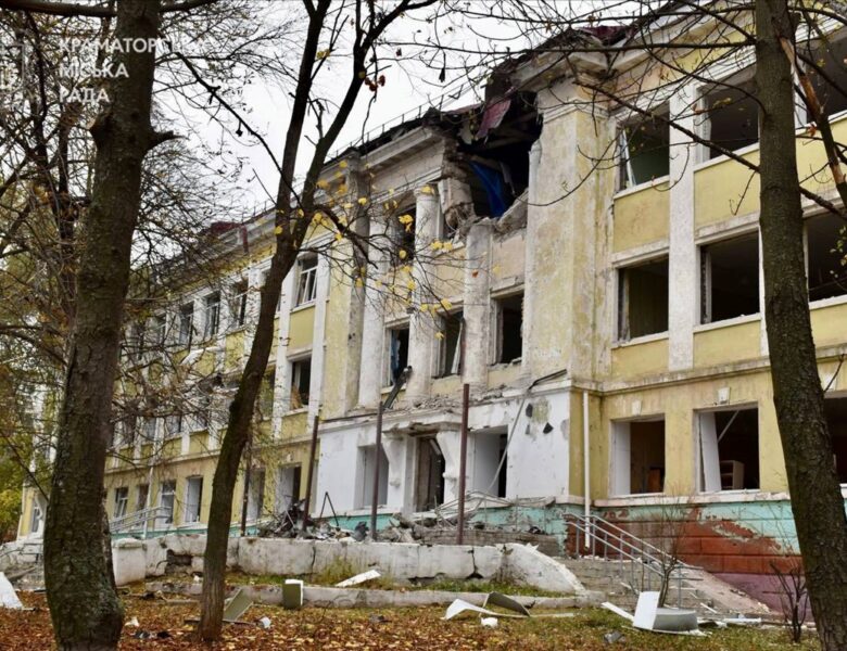 У Краматорську внаслідок атаки дронів пошкоджена школа