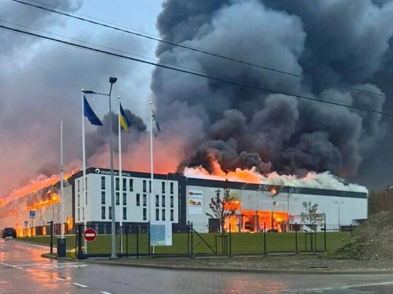 У Львові горить індустріальний парк