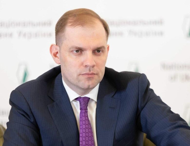 У Нацбанку пояснили, чому дешевшає гривня