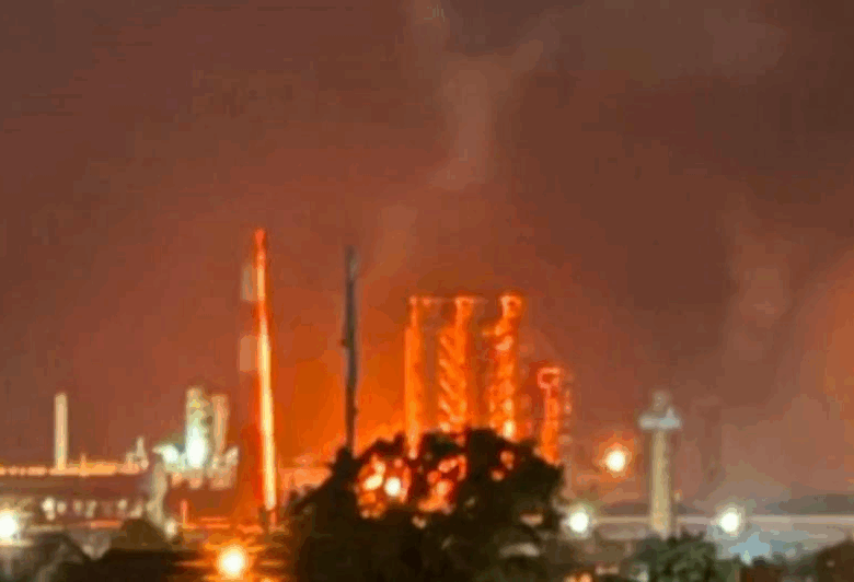 У Росії зупинив роботу один з найбільших НПЗ – ЗМІ