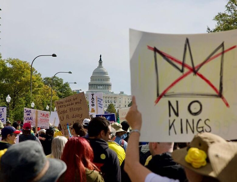 У США масові протести проти політики Трампа
