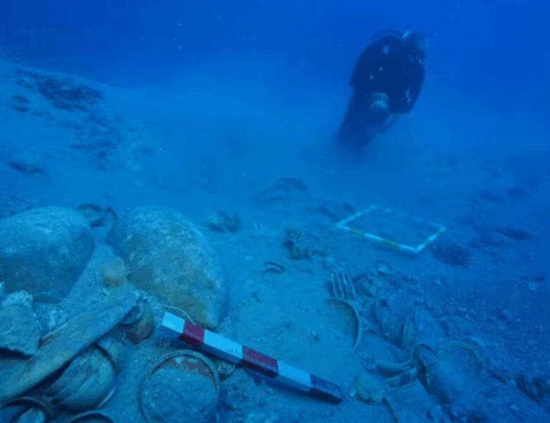 У Туреччині знайдено затонуле судно віком 2000 років з уцілілим вантажем