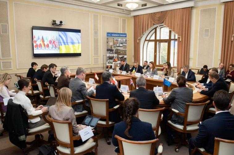 Удари РФ по інфраструктурі: посли G7 зібралися на термінову зустріч