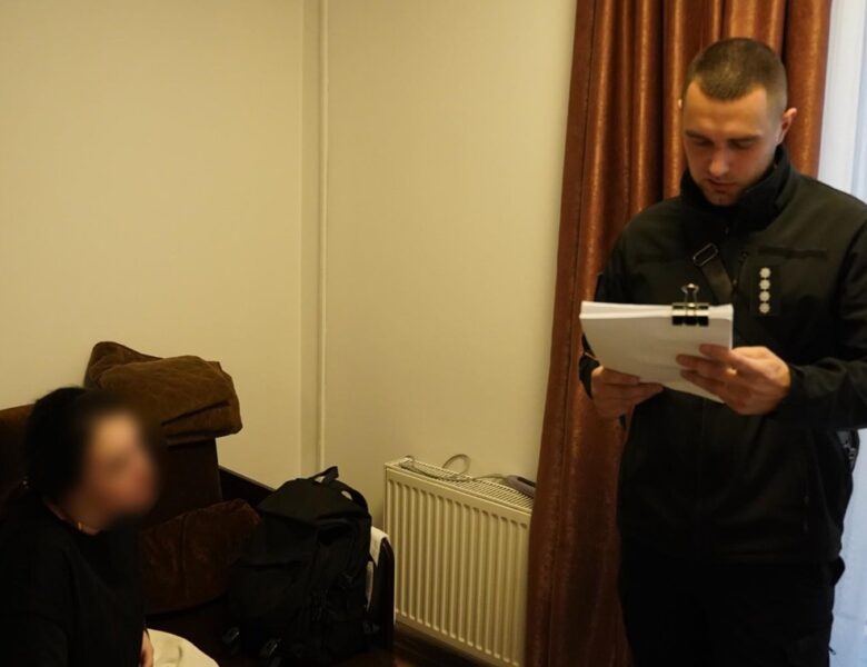 Українка в Польщі завдяки ШІ оформила на українців кредити на ₴4 млн