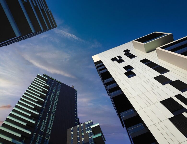 Українці почали активніше сплачувати податок на нерухомість