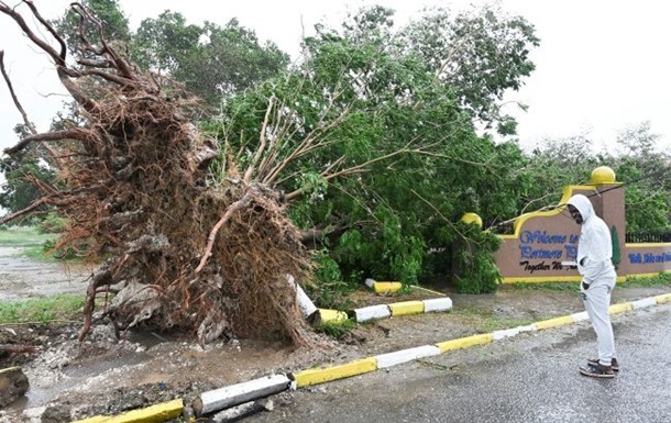 Ураган Мелісса забрав життя майже 50 людей на Ямайці та Гаїті