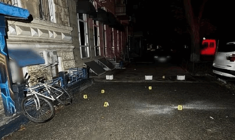 В Одесі чоловік кинув страйкбольні гранати у групу людей