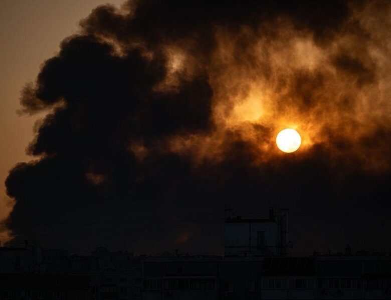 В Прилуках сильне задимлення після удару РФ