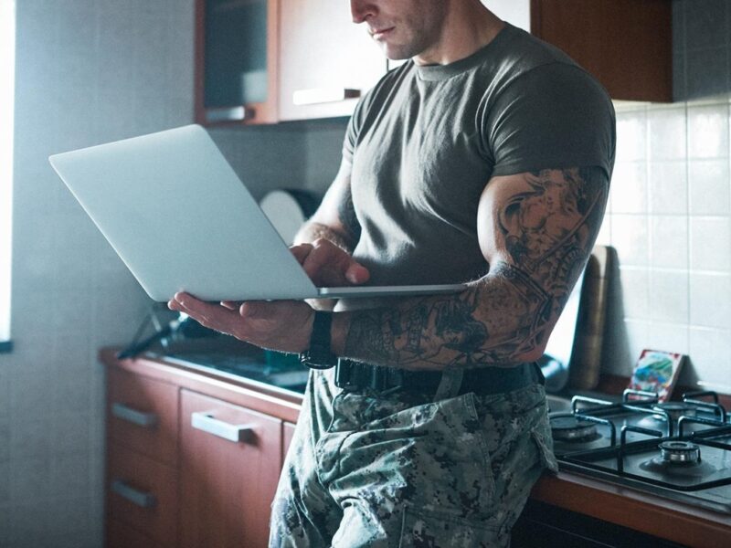 В США засудили екс-військового за “злив” інформації про Україну