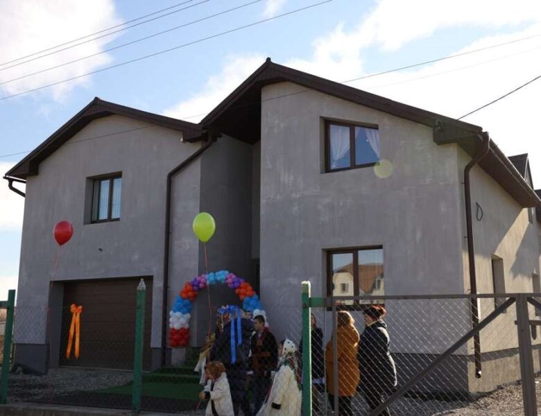 В Україні підвищили виплати батькам-вихователям і прийомним батькам