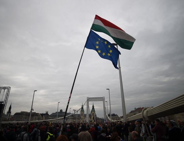 В ЄС створюють групу для розслідування шпигунства Угорщини