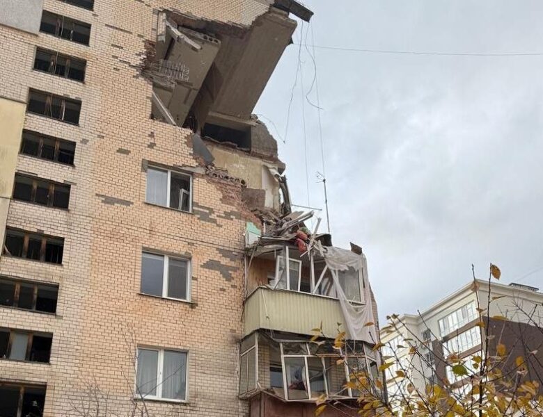 Вибух у будинку в Хмельницькому: рятувальна операція завершена