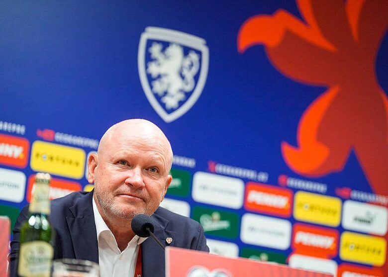 Відсутність успіху у чеської збірної вилилася у відставку тренера