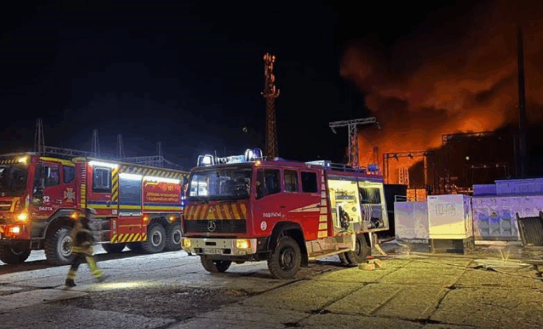 Війська РФ вдарили по енергетиці на Одещині, є постраждалий