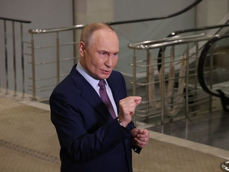 “Втрати будуть”. Путін відреагував на санкції США