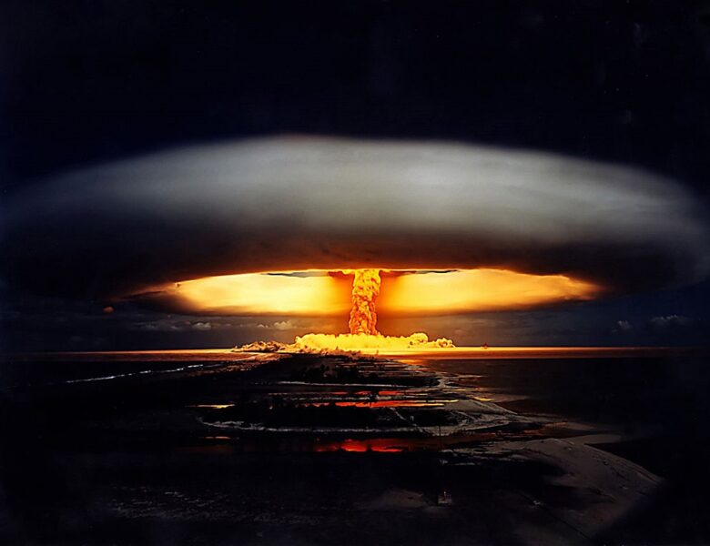 Ядерні випробування. Трамп лякає весь світ