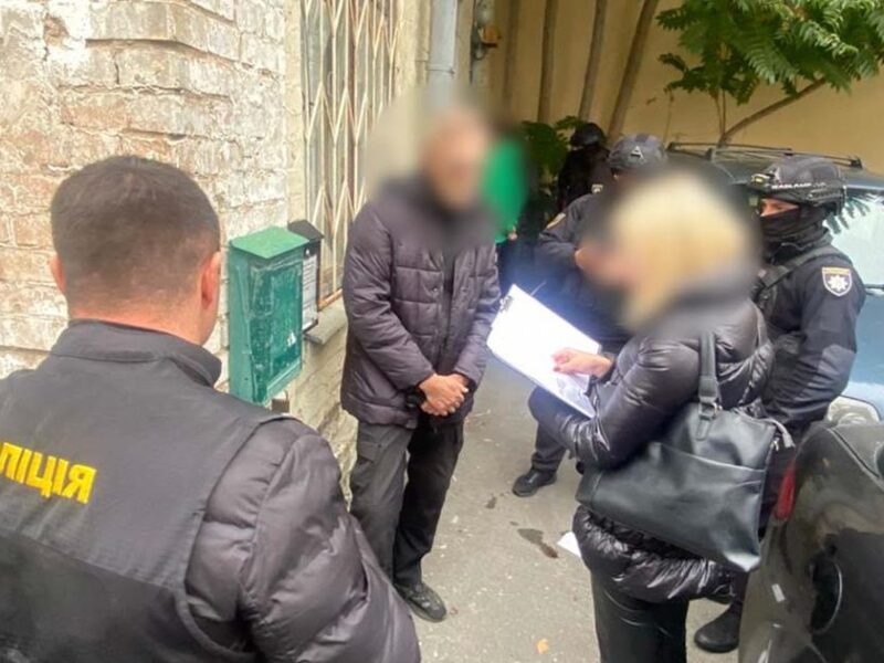 Затримано керівника громадської організації за привласнення коштів