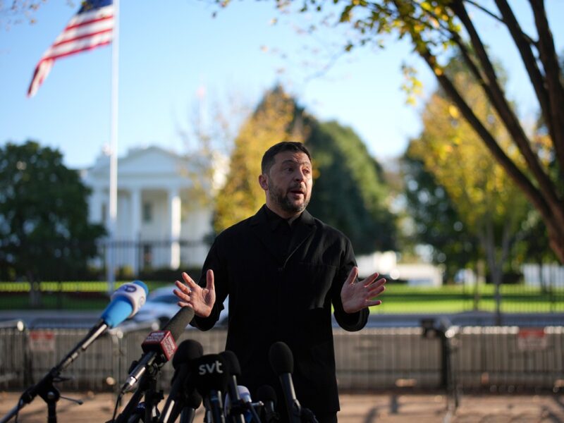 Зеленський говорив з Трампом про гарантії безпеки