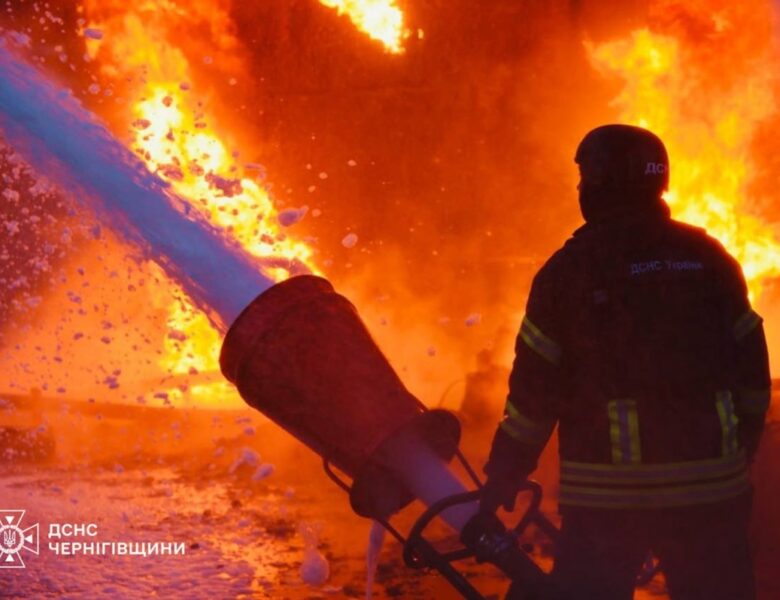 Зеленський подякував рятувальникам за оперативну роботу