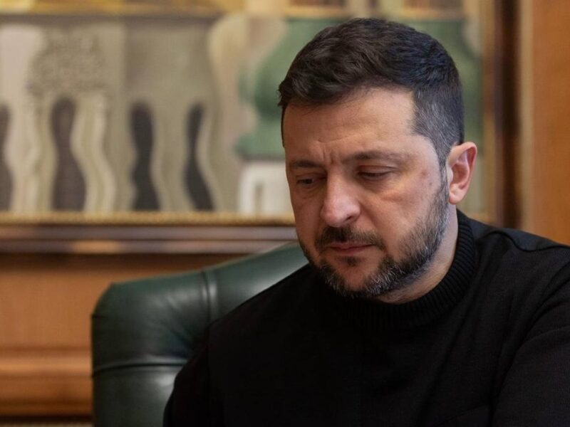 Зеленський поговорив з премʼєром Греції про допомогу в посиленні ППО