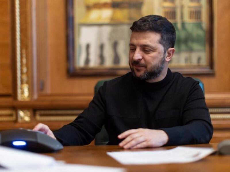 Зеленський провів переговори з Мілеєм