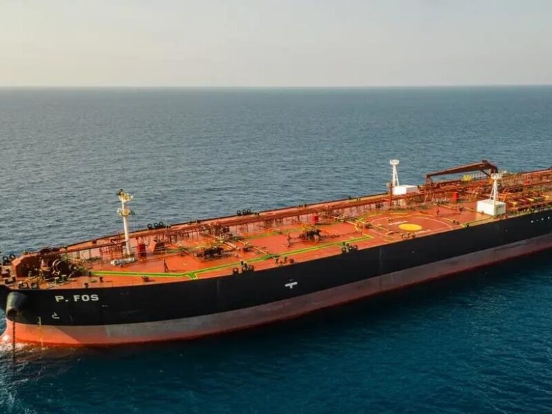 ЗМІ дізналися деталі про затриманий у Франції “тіньовий” танкер РФ