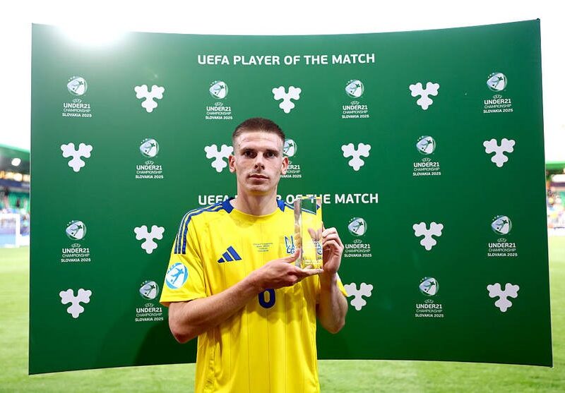 Зміна планів: Ребров оновив склад збірної України