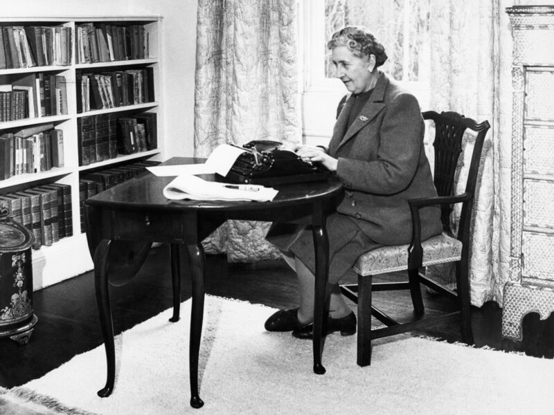 Знайдено перший вірш Агати Крісті, опублікований 120 років тому