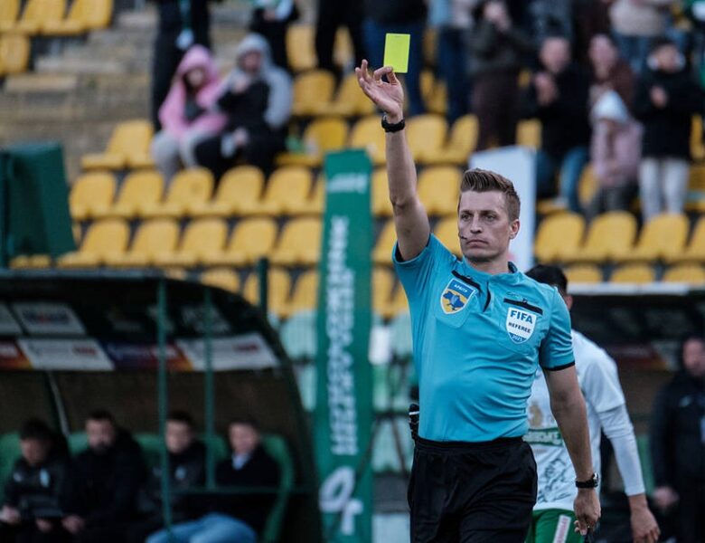 Знову в грі: українських арбітрів призначили на єврокубковий матч