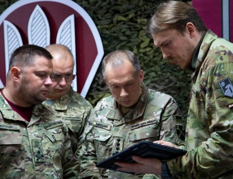 Зону контролю під Добропіллям розширено – Сирський