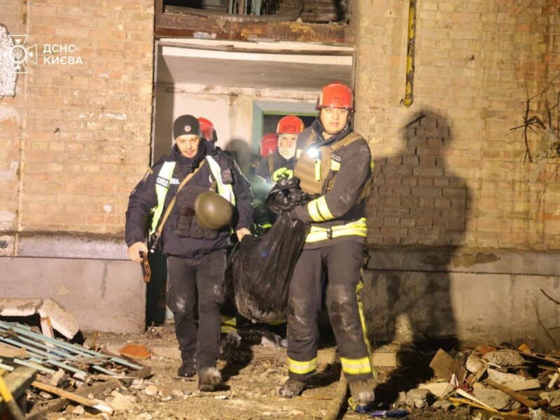 Ліквідація наслідків російської атаки на Київ