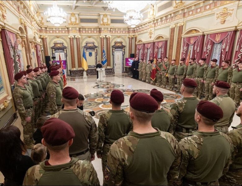 Володимир Зеленський привітав воїнів Десантно-штурмових військ із професійним днем