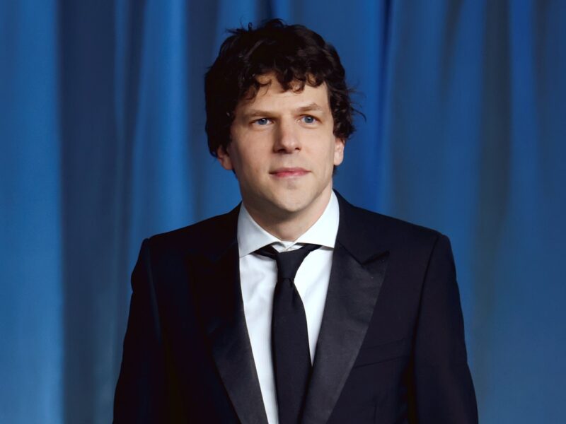 Актор Джессі Айзенберг віддасть нирку незнайомцю