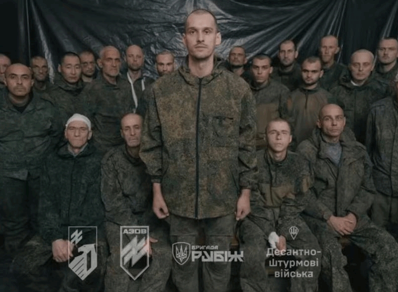 Бійці Азову взяли в полон 21 російського солдата