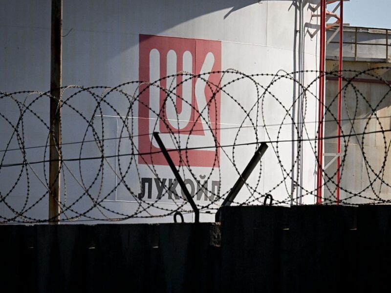 Бюджет Росії втрачає сотні мільярдів рублів через санкції Трампа – ЗМІ